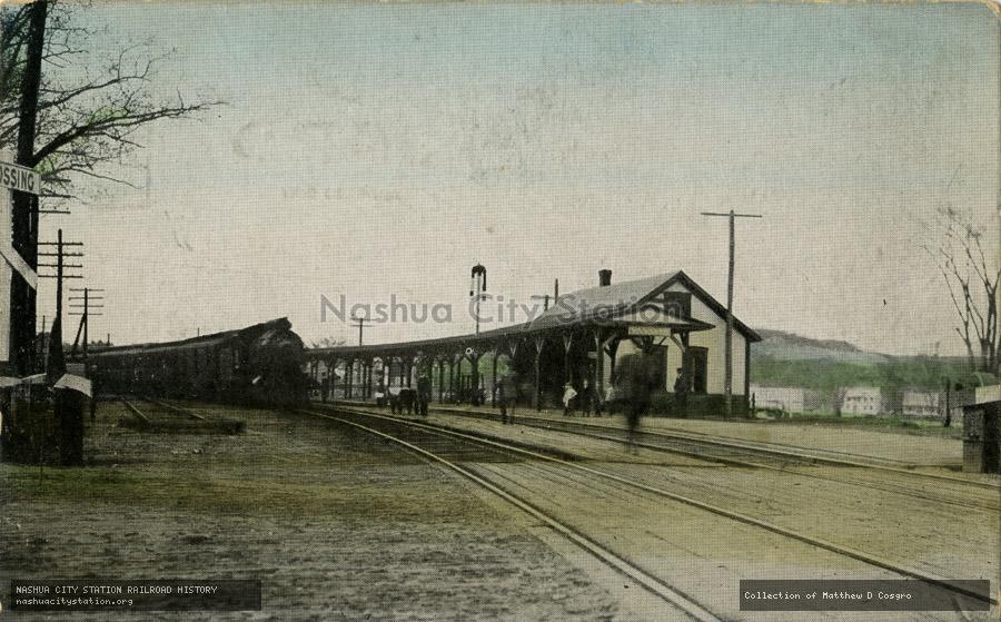 Postcard: Boston & Maine Station, Hooksett, N.H.
